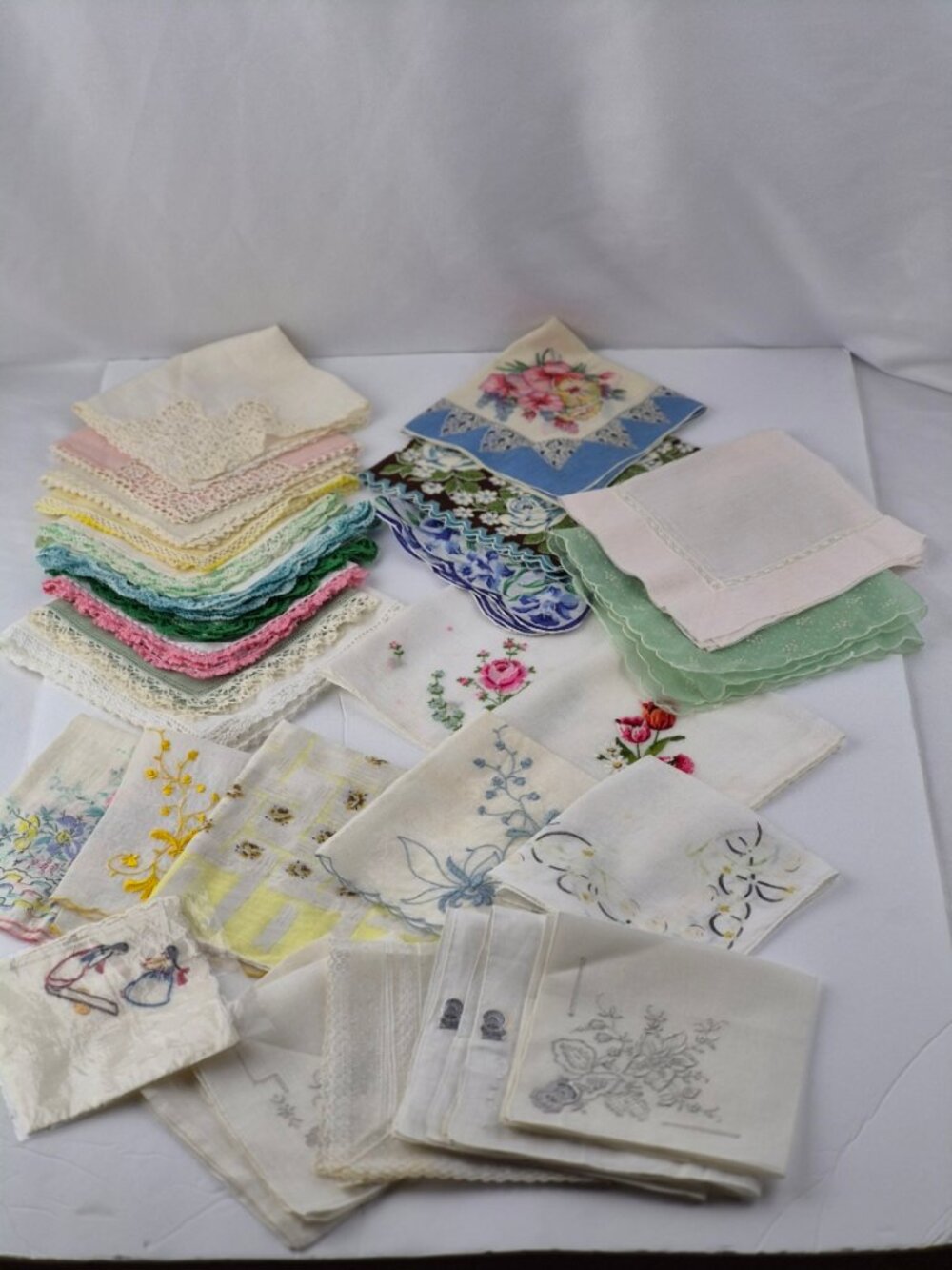 Vintage Hankies Handkerchiefs Lot of 29 Cotton Linen Sheer Crochet Embroidery